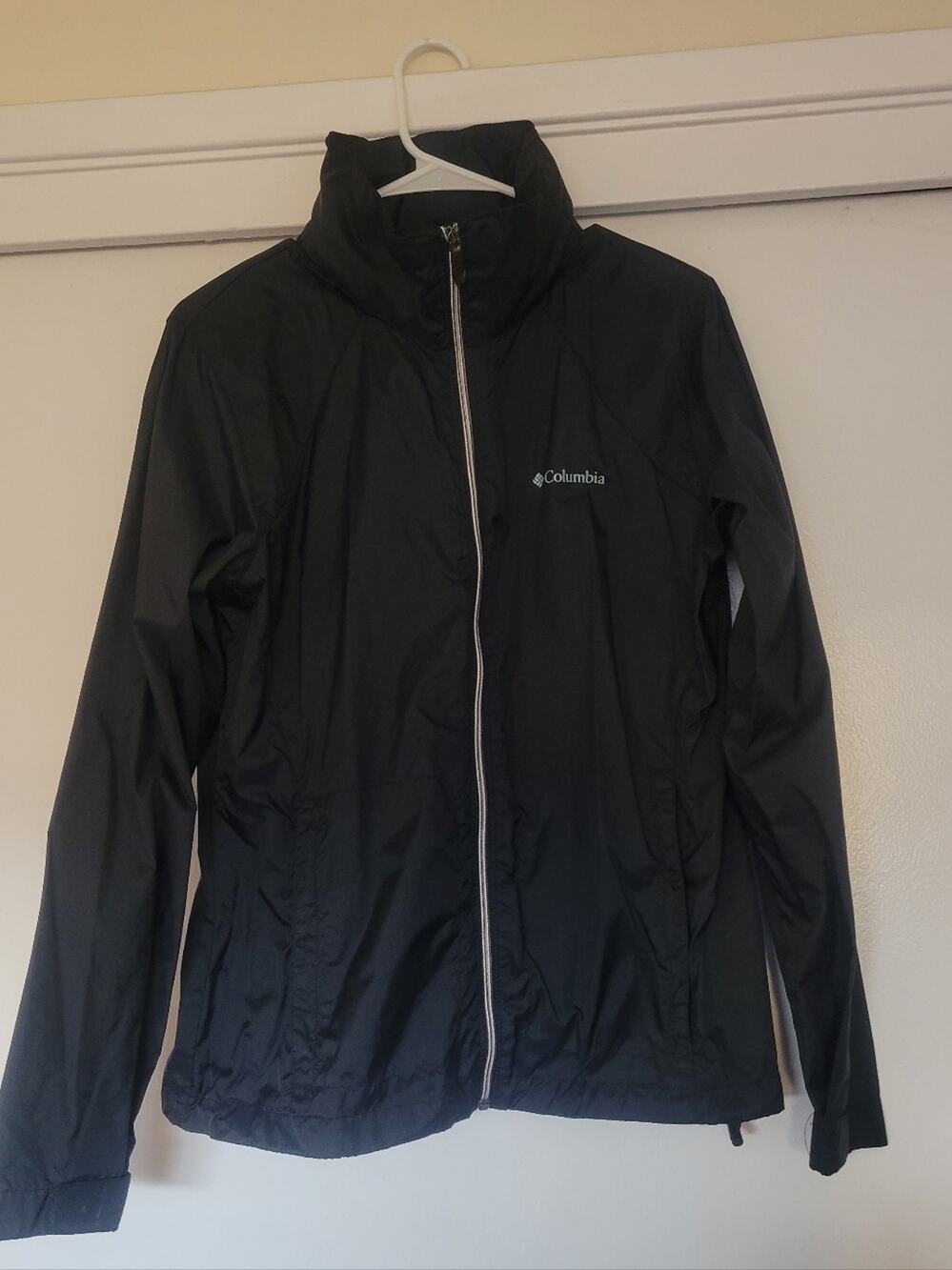 Columbia Black Rain Jacket Packable Hood Velcro Collar Zip Up Size Large